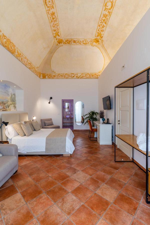 Corte Patitari - By Patitari Suites Gallipoli Buitenkant foto